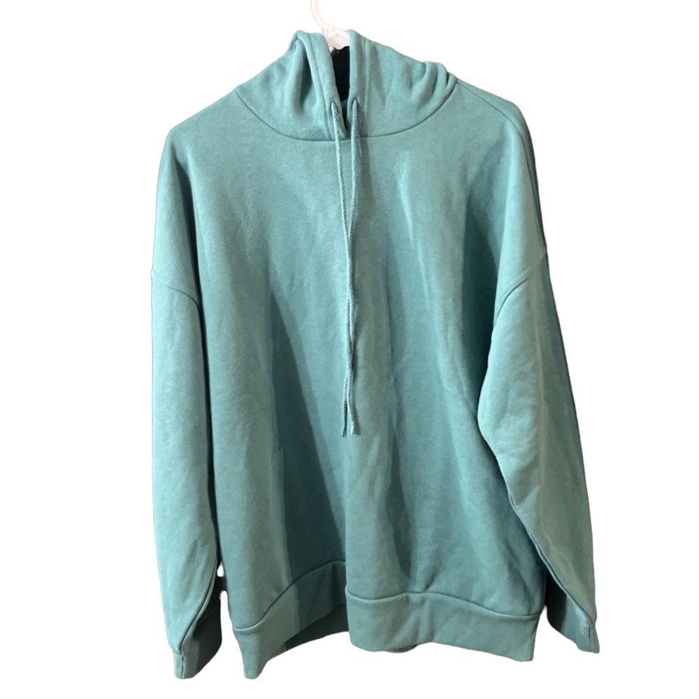3/$30🖤Universal Threads Hoodie Pockets on side Size XL